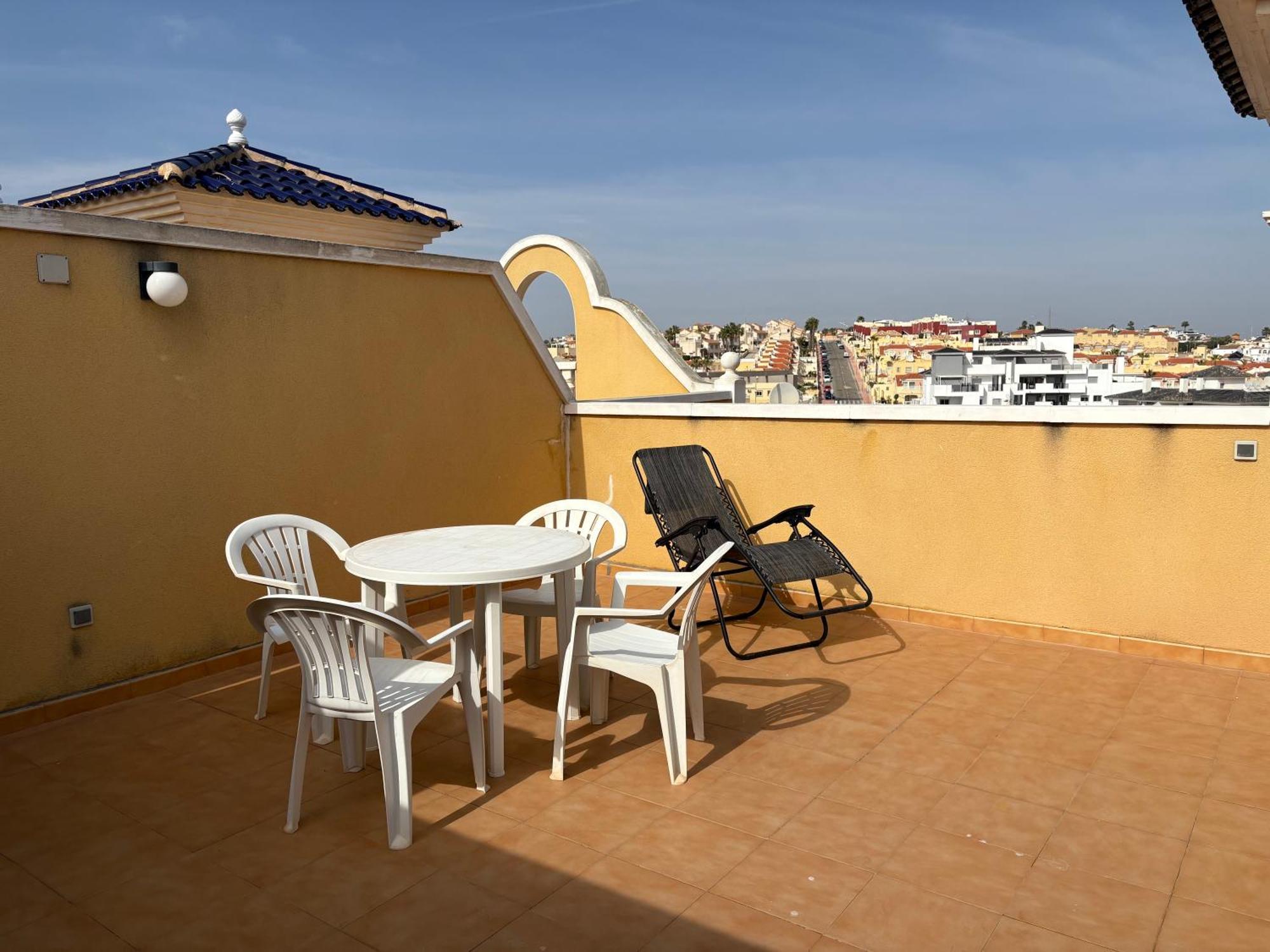 Top Floor Spacious Apartment With Roof Terrace Alicante Bagian luar foto