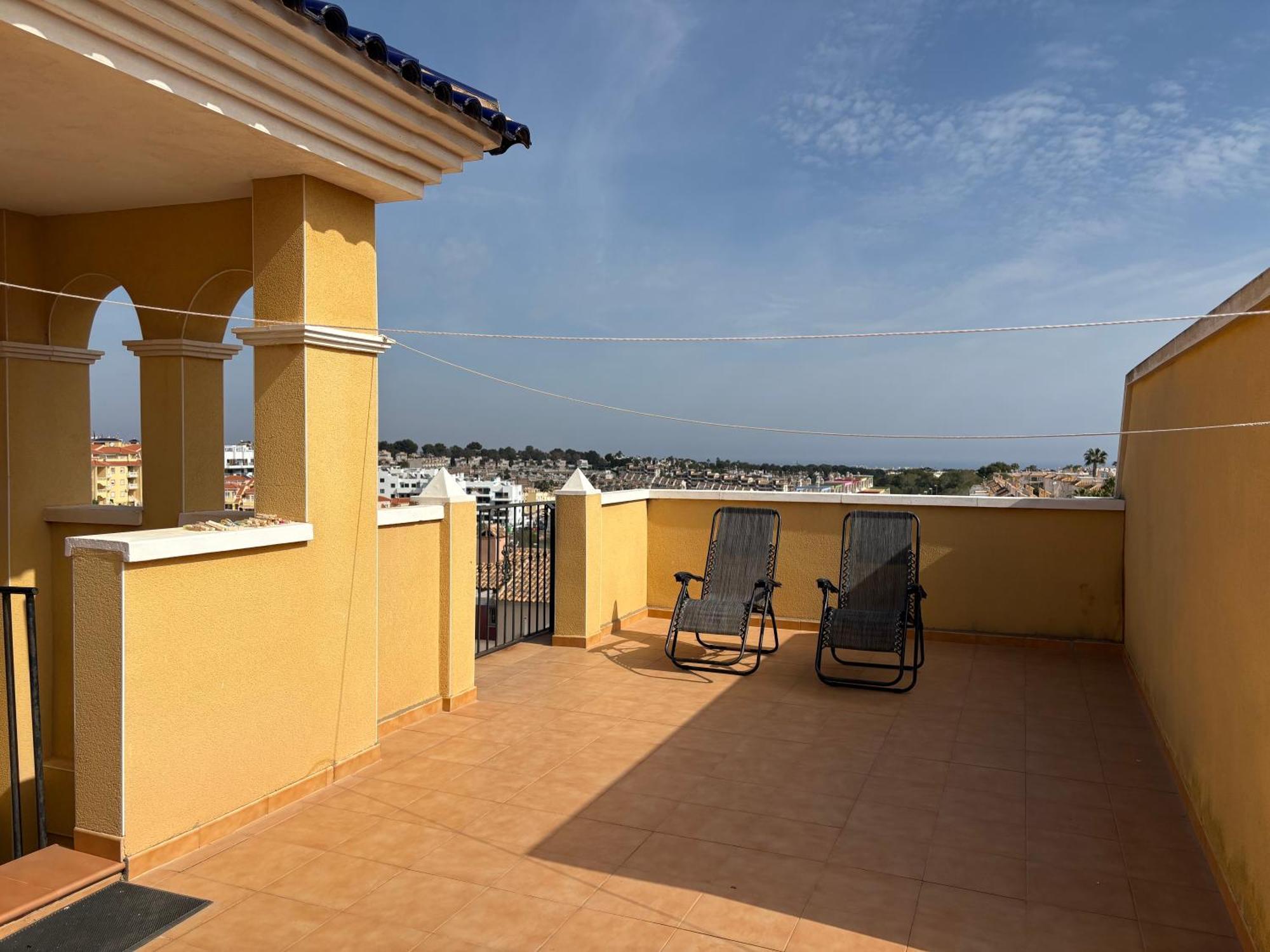 Top Floor Spacious Apartment With Roof Terrace Alicante Bagian luar foto